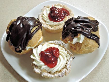 creamy chocolate cream puffs